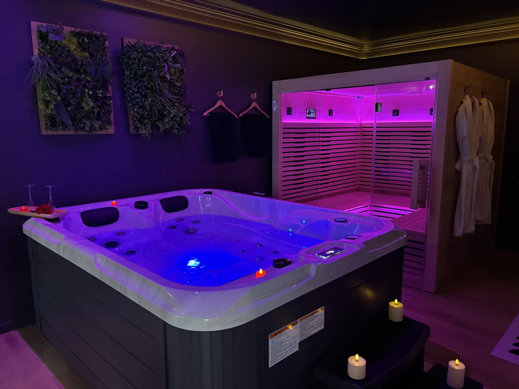 L’espace spa et sauna de la Suite Tentation